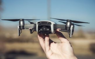 Qual é o valor de uma filmagem com drone? Descubra quanto custa!